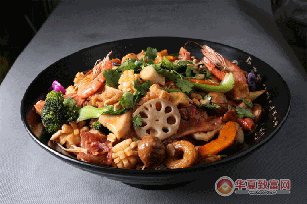 石尚居麻辣香锅加盟